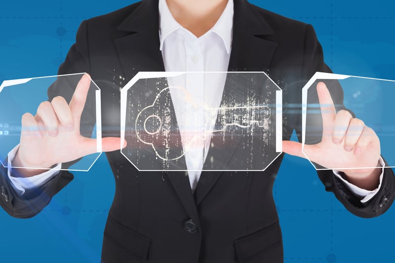 una-persona-utilizando-tecnologia-futurista